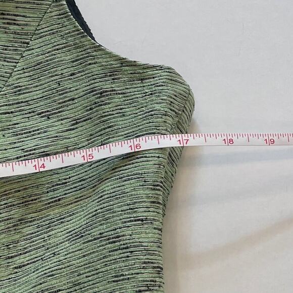 Green/Black Silk Blend Cropped Tank/Sleeveless Blouse/Top, Size 8P - Picture 12 of 14